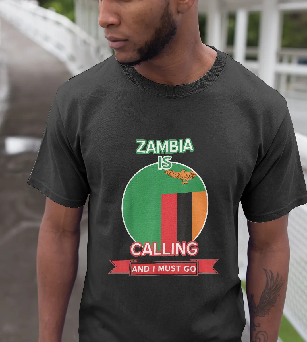 1sttheworld T-Shirt - Cirl Zambia Flag Is Calling And I Must Go T-Shirt Black A35