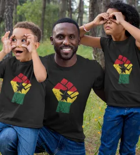 1sttheworld T-Shirt - Fist Ghanaian Flag African Roots T-Shirt Black A35