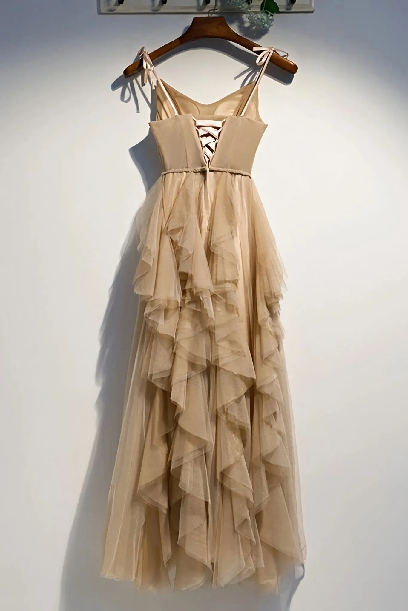 A Line Champage Spaghetti Straps Ruffles Tulle Prom Dresses Lace Up Prom Gowns