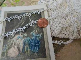 Antique FRENCH Tatted Lace,DOLL Tatting Trim Delicate Pattern,Flapper Era, Heirloom Sewing ,Vintage Clothing,Collectible Vintage Lace