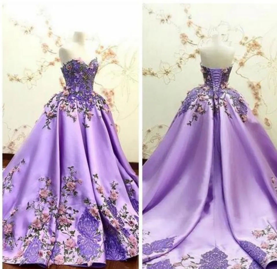 Beautiful Sweetheart 3D Flowers Adorned Prom Dresses Embroidery Satin Lace Appliques Bandage Formal Special Occasion Evening Party Gowns