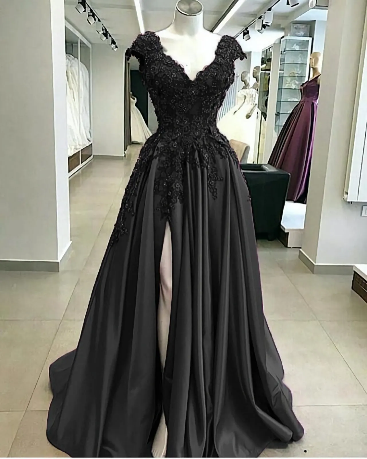Lace Flowers Beaded Cap Sleeves V Neck Prom Dresses Split Evening Gowns