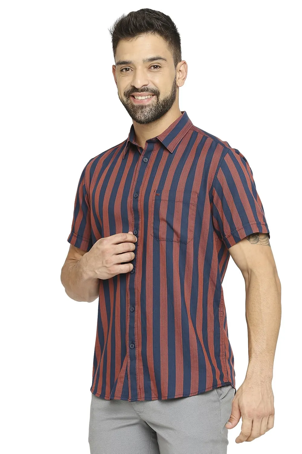 Slim Fit Cotton Polyester Twill Stripe Halfsleeves Shirt