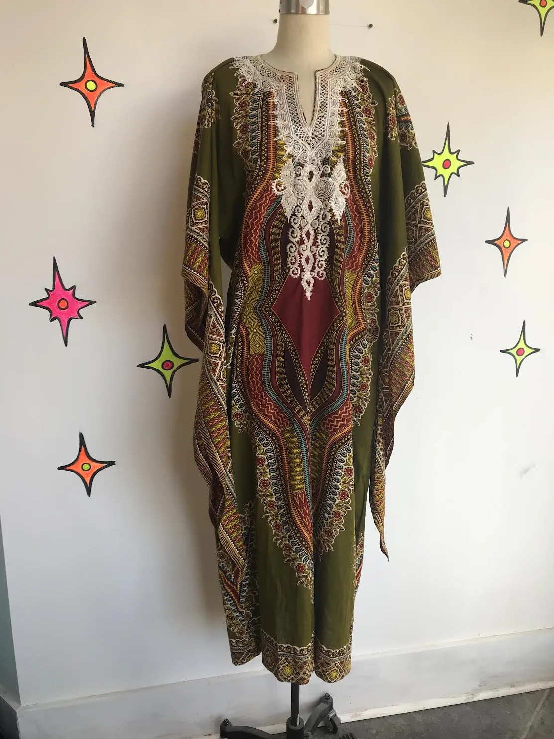 Vintage 1970s | Kaftan Muumuu Boho Hippie Gown Dashiki Bell Sleeve Dress | XL